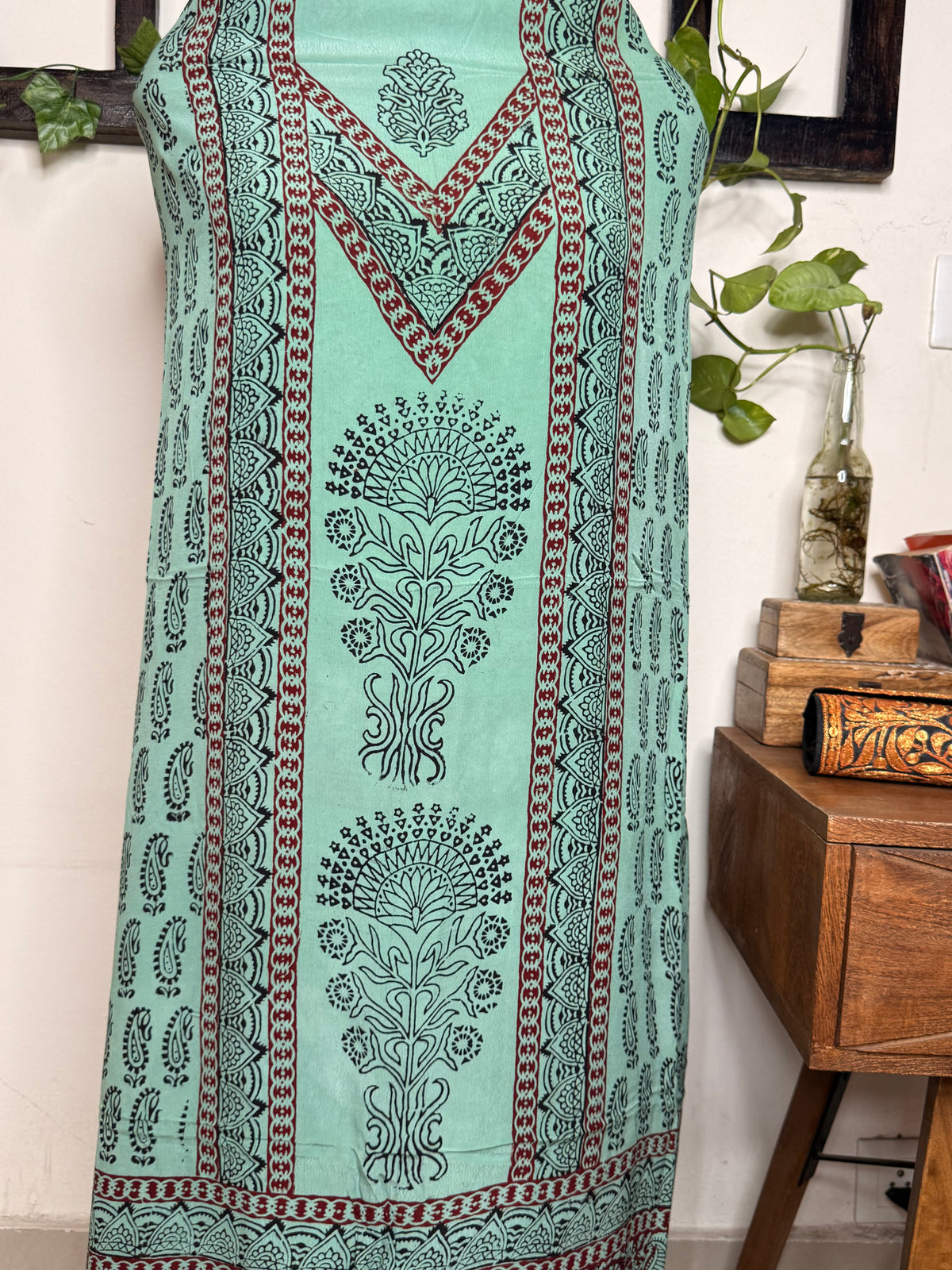 Premium Bagh Crepe Unstitched Kurta ✨