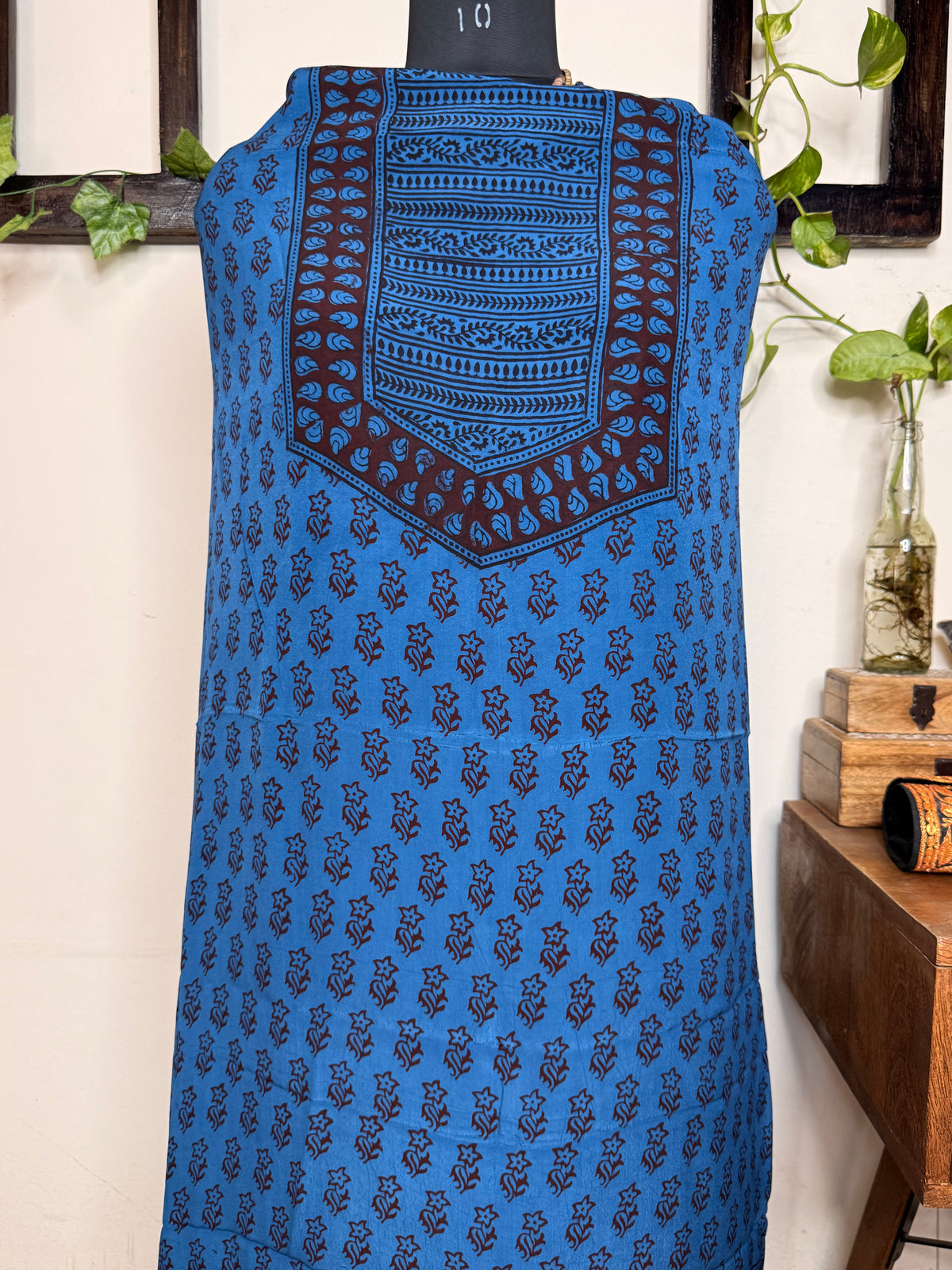 Premium Bagh Crepe Unstitched Kurta ✨