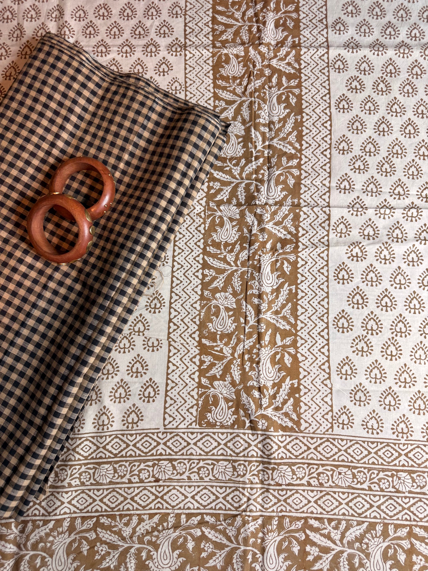 🌿 Ochre Bagh Kurta Set with Handloom Cotton Bottom