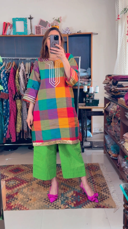 Handloom Multicoloured Checks Stitched Set!!