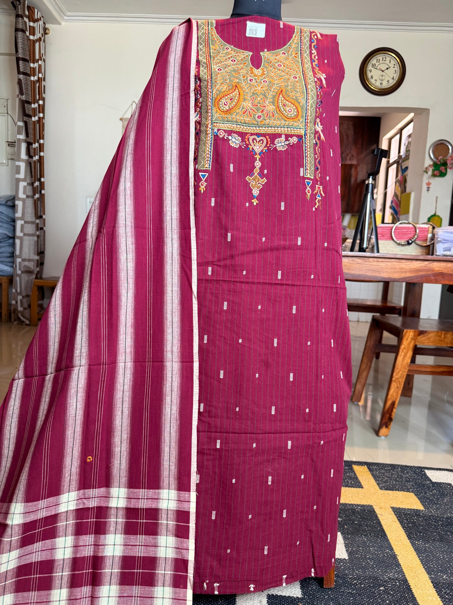 ✦ Handloom Cotton Embroidered Suit Set
