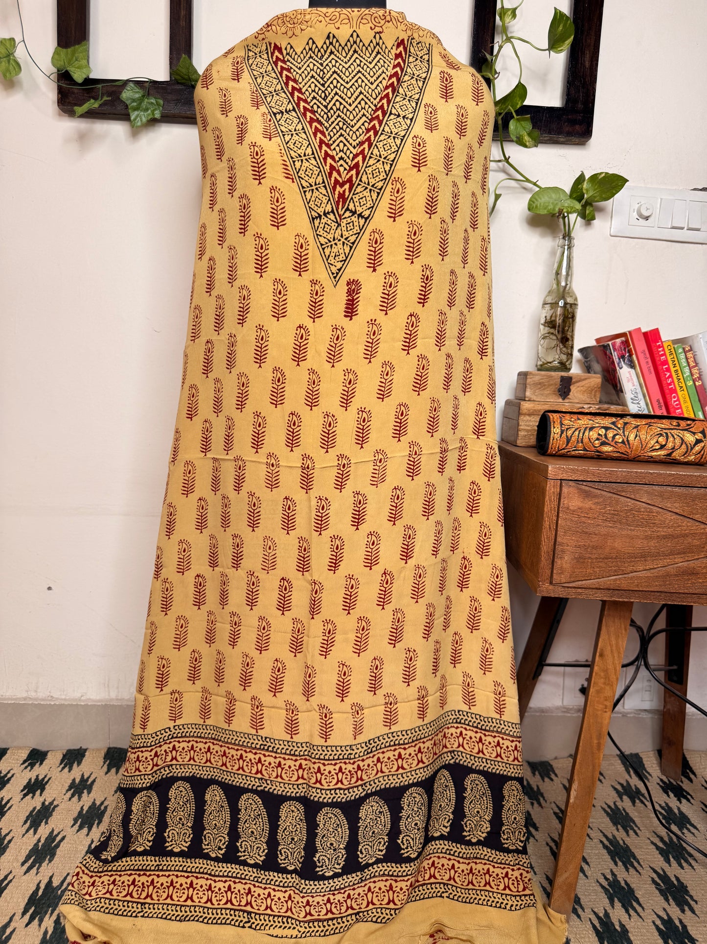 Premium Bagh Crepe Unstitched Kurta ✨