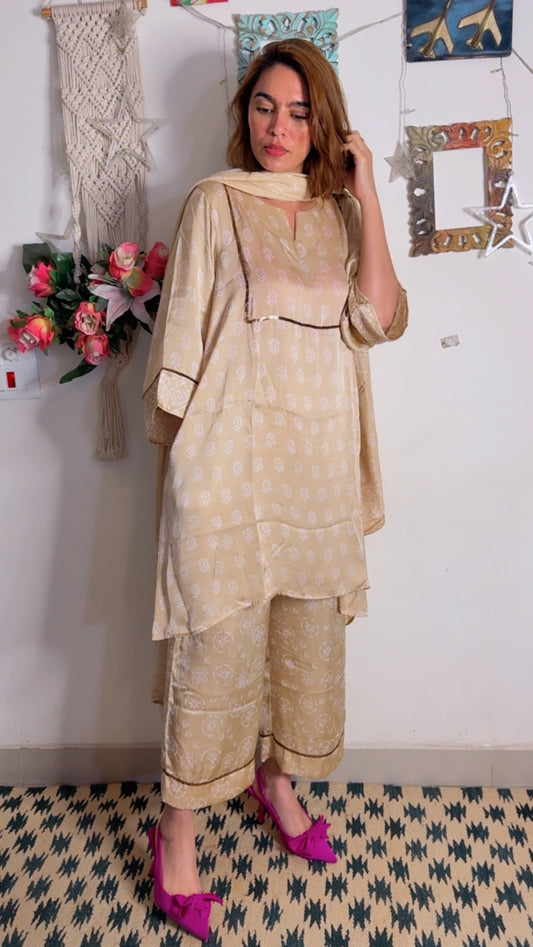 Modal silk stitch suit set!!