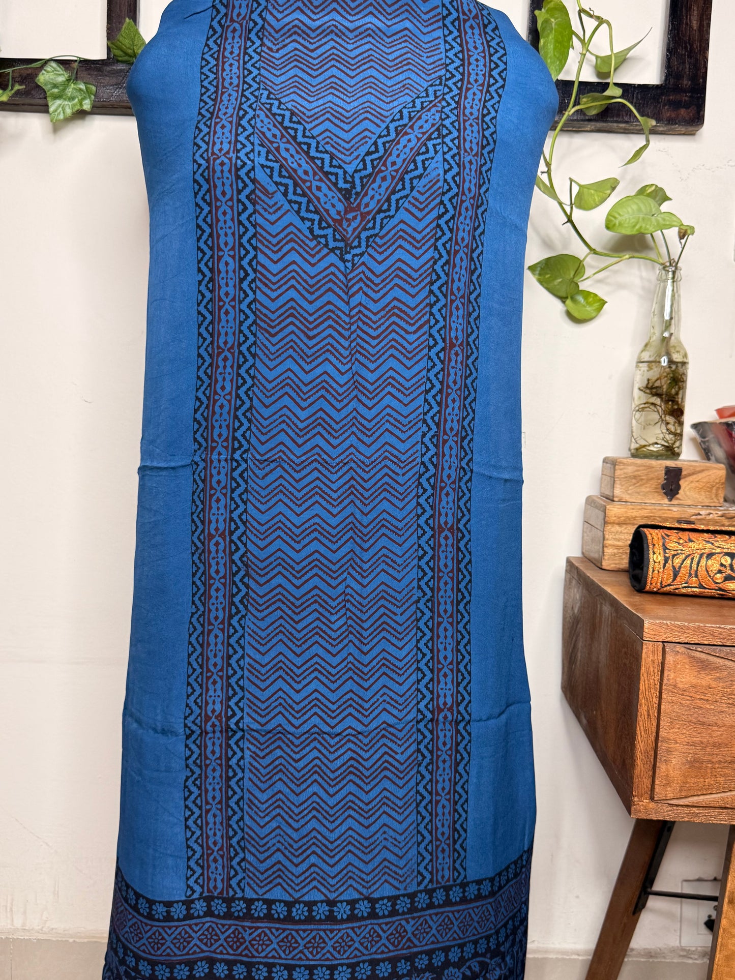 Premium Bagh Crepe Unstitched Kurta ✨