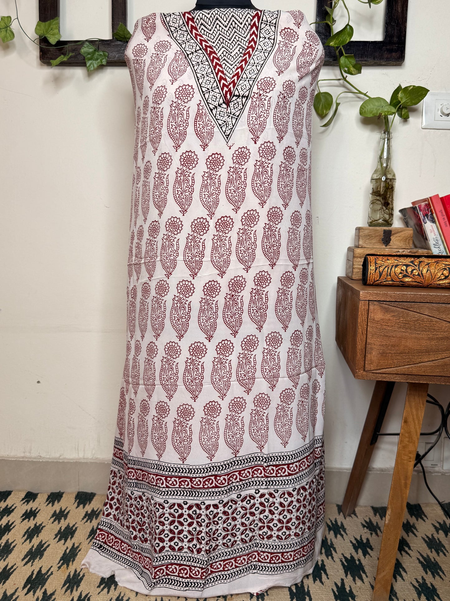 Premium Bagh Crepe Unstitched Kurta ✨