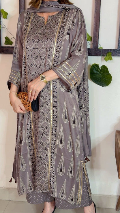 Pure Modal Silk Stitch Suit ✨