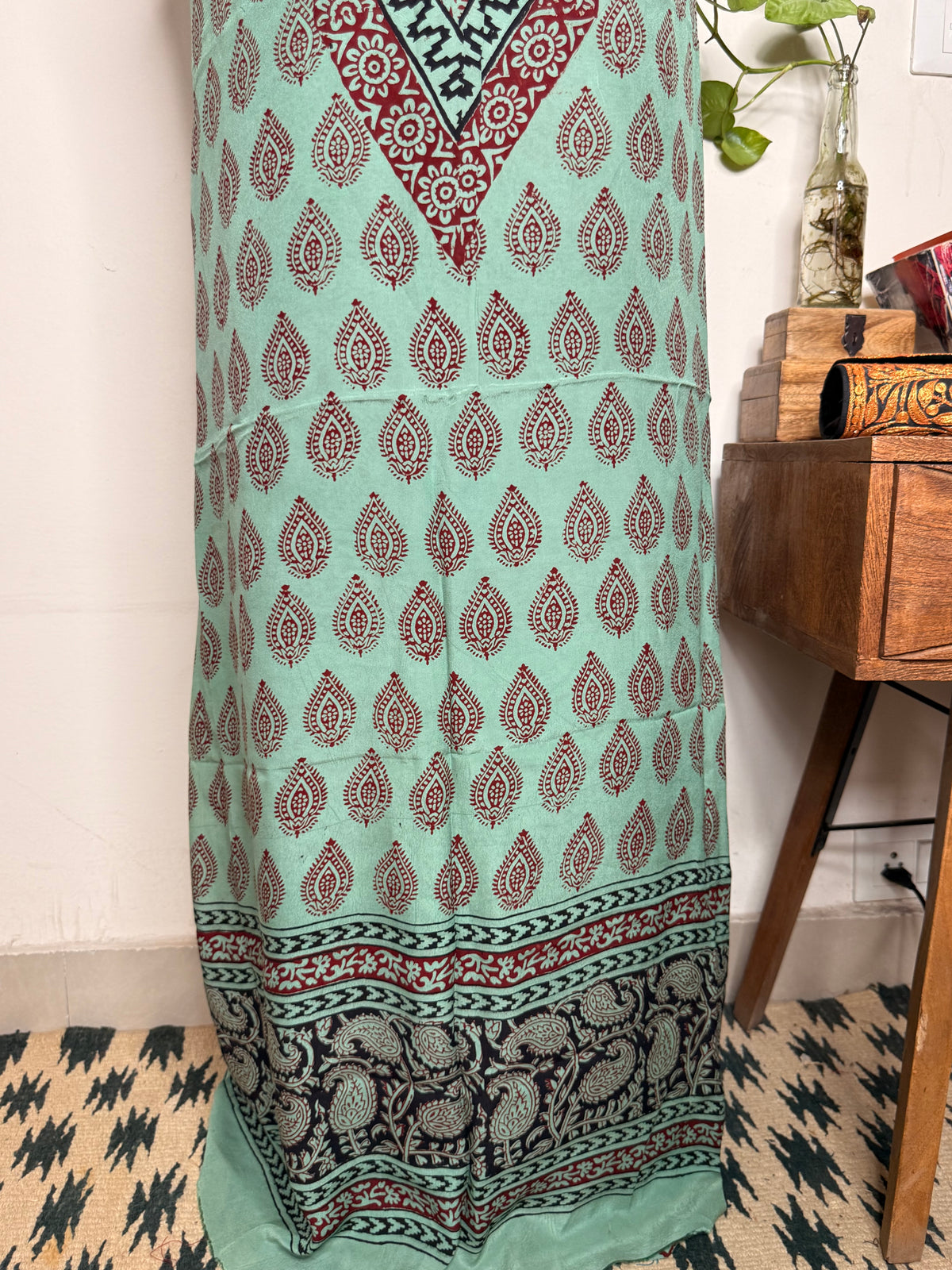 Premium Bagh Crepe Unstitched Kurta ✨