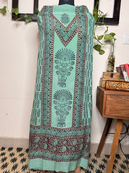 Premium Bagh Crepe Unstitched Kurta ✨