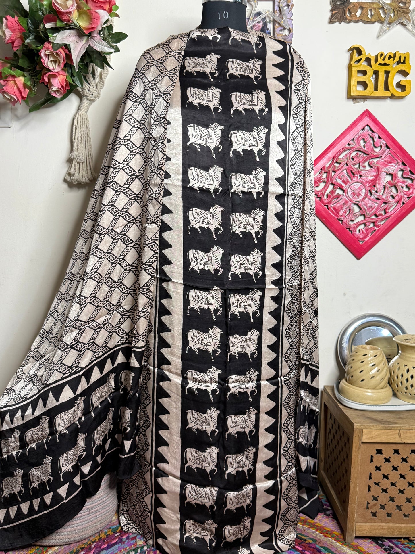 Vanaspati Natural Vegetable Dyed Modal Silk Suit – Exclusive Ajrakh Print