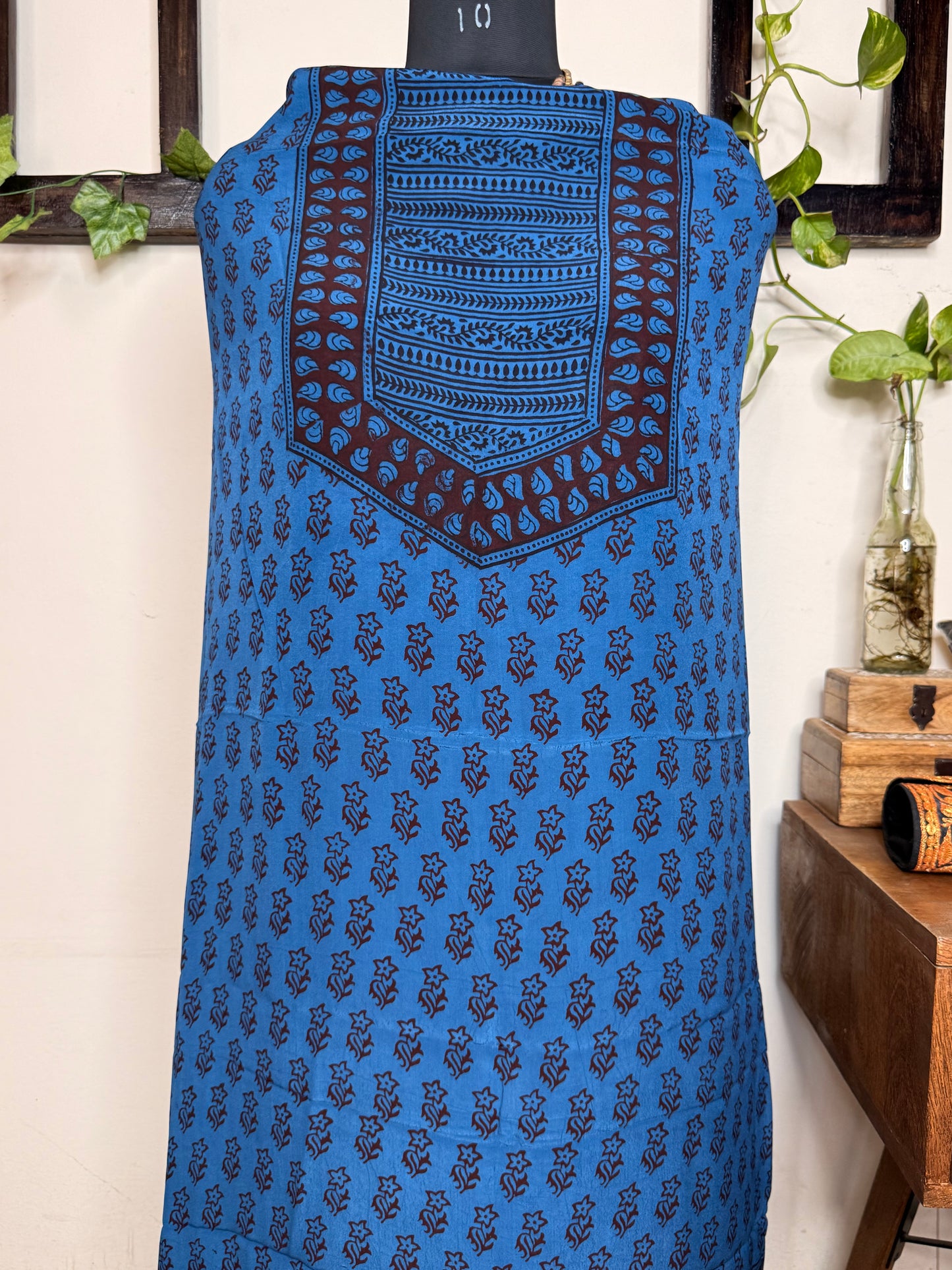 Premium Bagh Crepe Unstitched Kurta ✨
