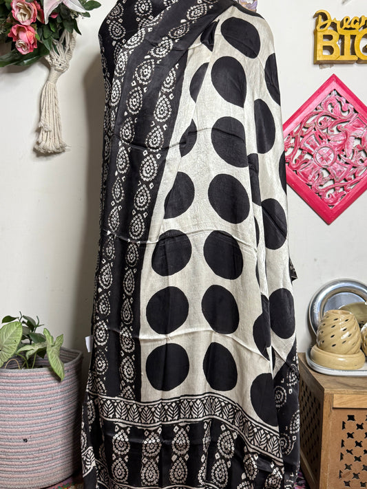 Vanaspati Natural Vegetable Dyed Modal Silk Suit – Exclusive Ajrakh Print