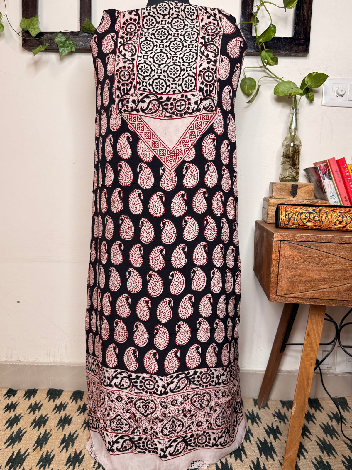 Premium Bagh Crepe Unstitched Kurta ✨