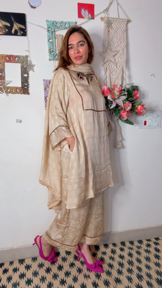 Modal silk stitch suit set!!