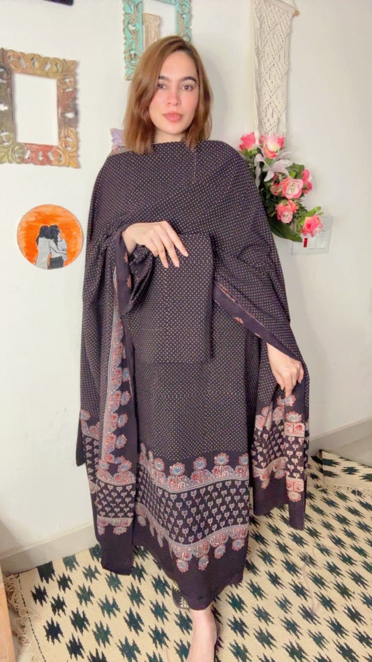 Ajrakh suit set on taj group cotton!!