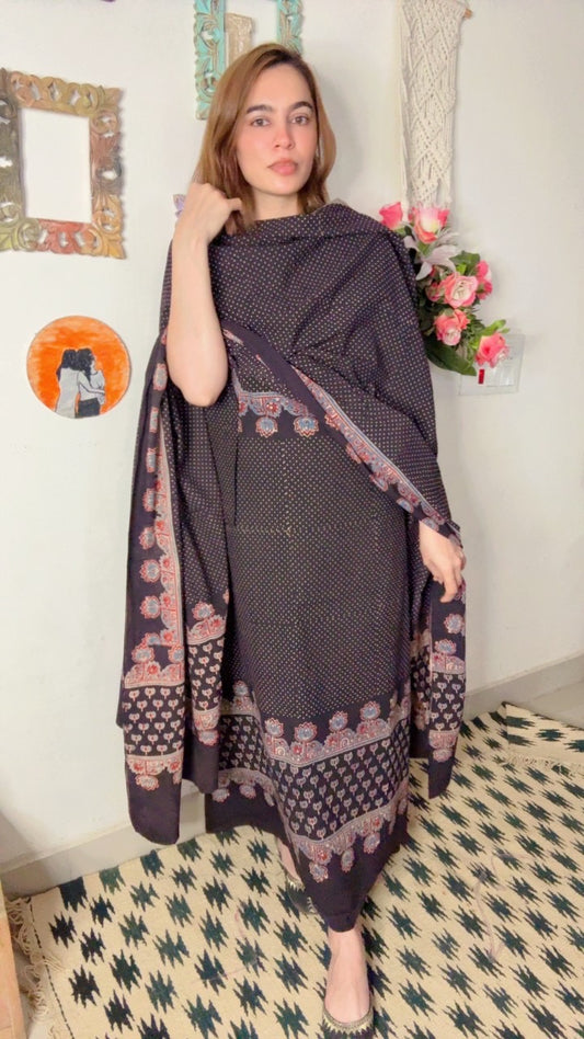 Ajrakh suit set on taj group cotton!!